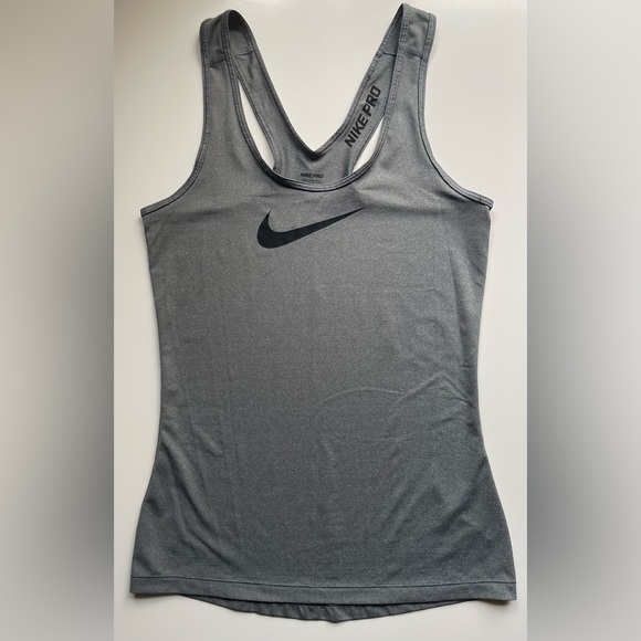 Nike Pro Tank - Picture 1 of 3